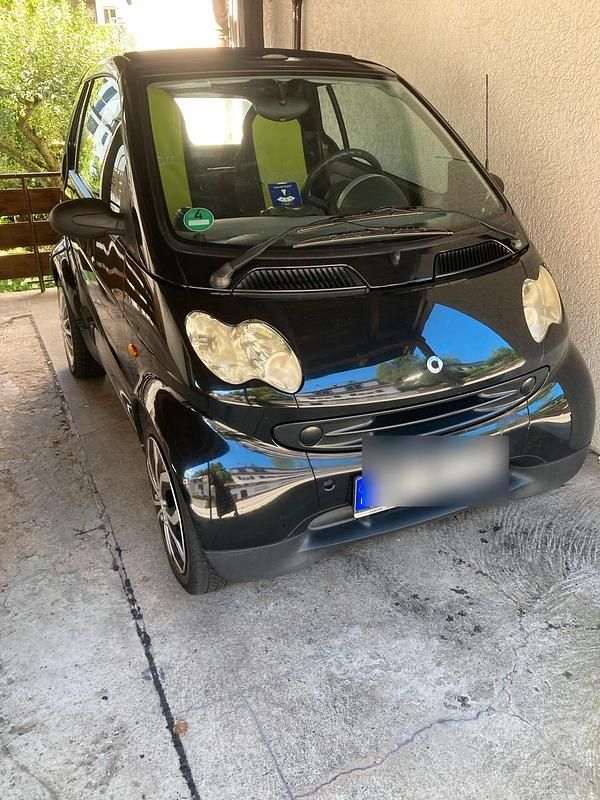 Schwarz Gebraucht 2003 Smart ForTwo Cabrio Cabrio | 3.150 € - Bild 1/4