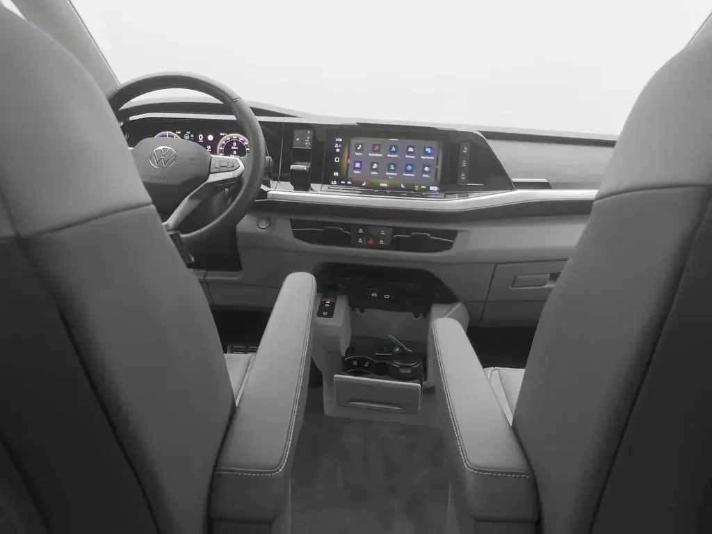 Gebraucht VW Multivan Style 245 PS (180 kW) 2025 Schwarz Van / Kleinbus