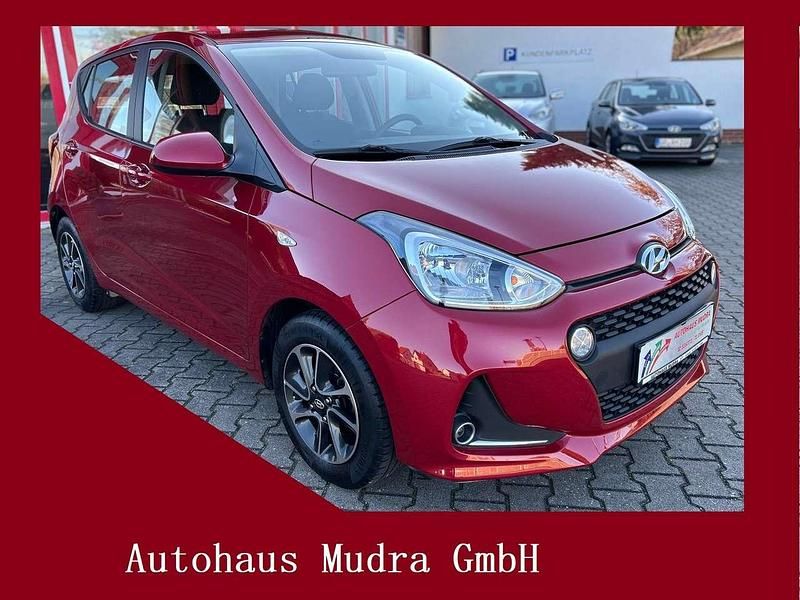 Passion red Gebraucht 2020 Hyundai i10 Kleinwagen | 13.500 € (Fairer Preis) - Bild 1/4