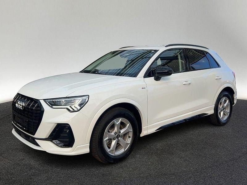 Gebraucht Audi Q3 S-Line 150 PS (110 kW) 2025 Gletscherweiß metallic SUV