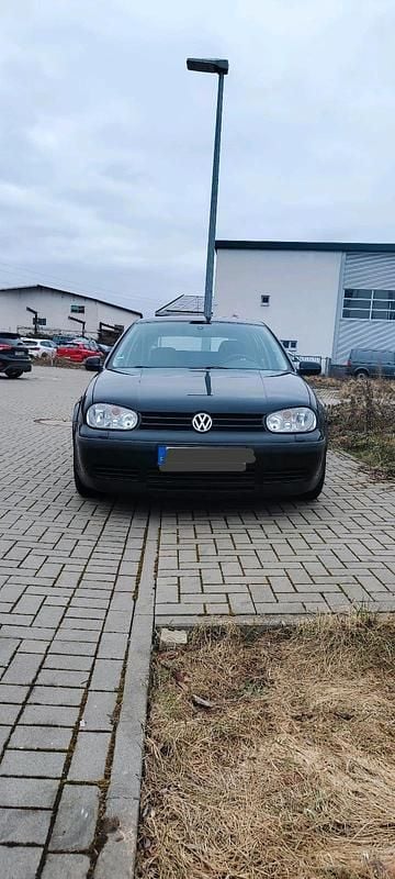 Gebraucht VW Golf IV 101 PS (74 kW) 1998 Schwarz Kleinwagen