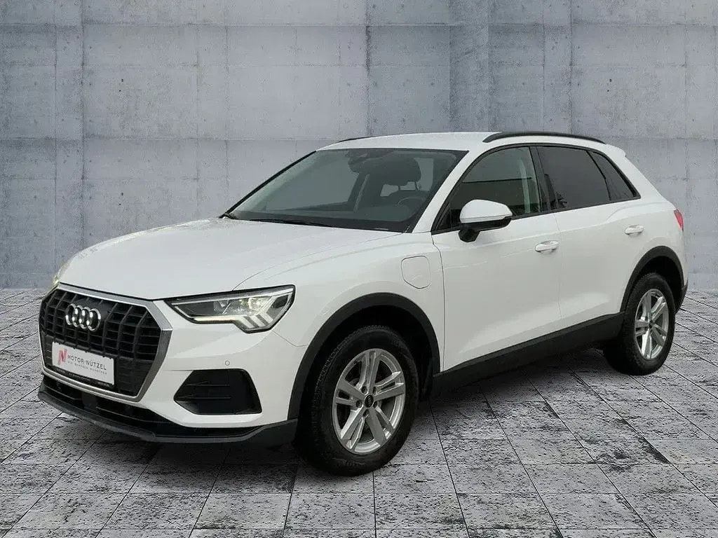 Gebraucht Audi Q3 Performance 245 PS (180 kW) 2022 Weiß SUV