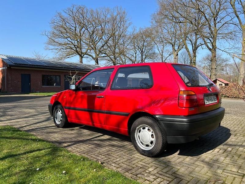 Gebraucht VW Golf III 75 PS (55 kW) 1992 Rot Kleinwagen