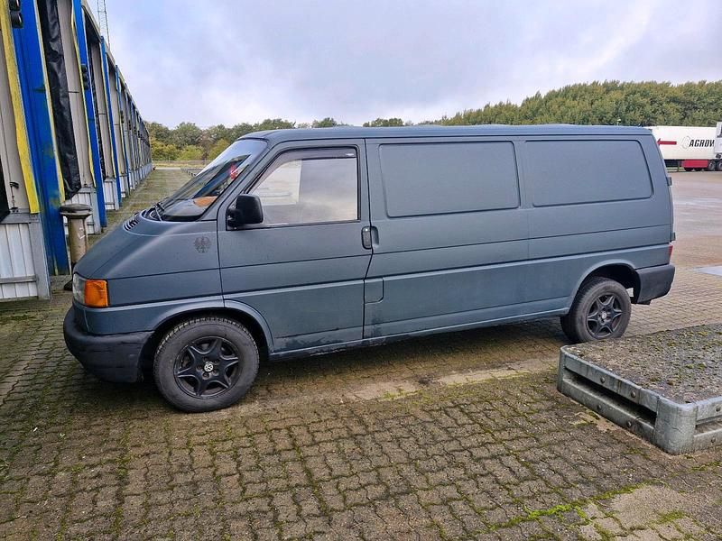 Grau Gebraucht 1998 VW T4 Van | 5.999 € - Bild 1/4