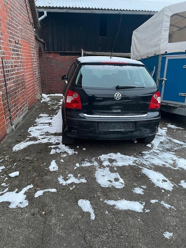 Schwarz Gebraucht 2005 VW Polo Kleinwagen | 1.000 € (Superpreis) - Bild 1/4