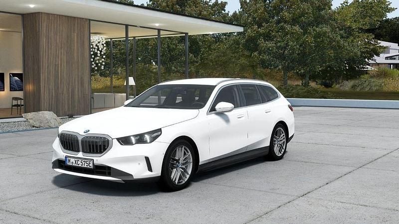 Weiß Neu 2025 BMW i5 M Sport Limousine | 57.849 € (Superpreis) - Bild 1/4