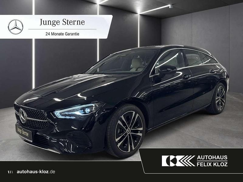 Lack kosmosschwarz Gebraucht 2024 Mercedes CLA180 Progressive Limousine | 30.400 € (Guter Preis) - Bild 1/4