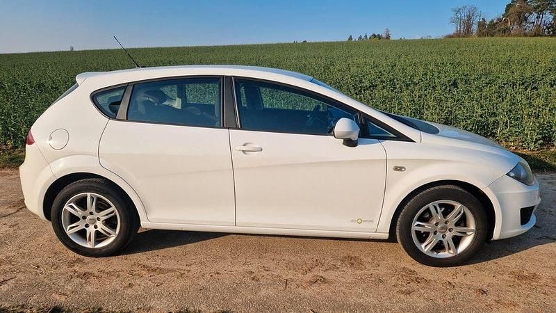 Gebraucht Seat Leon Copa 105 PS (77 kW) 2012 Weiß Limousine