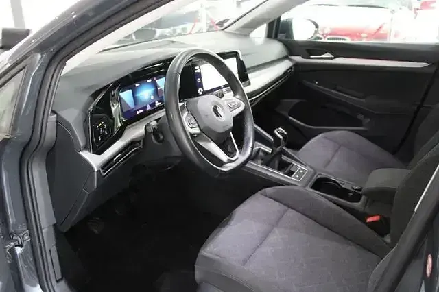 Gebraucht VW Golf VII Life 116 PS (85 kW) 2021 Andere Kleinwagen