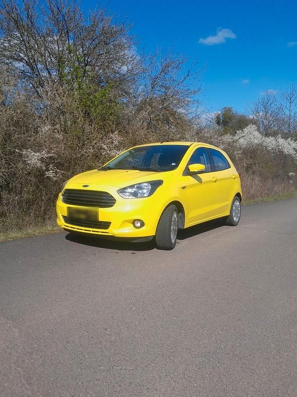 Gebraucht Ford Ka Plus 86 PS (63 kW) 2016 Gelb Kleinwagen