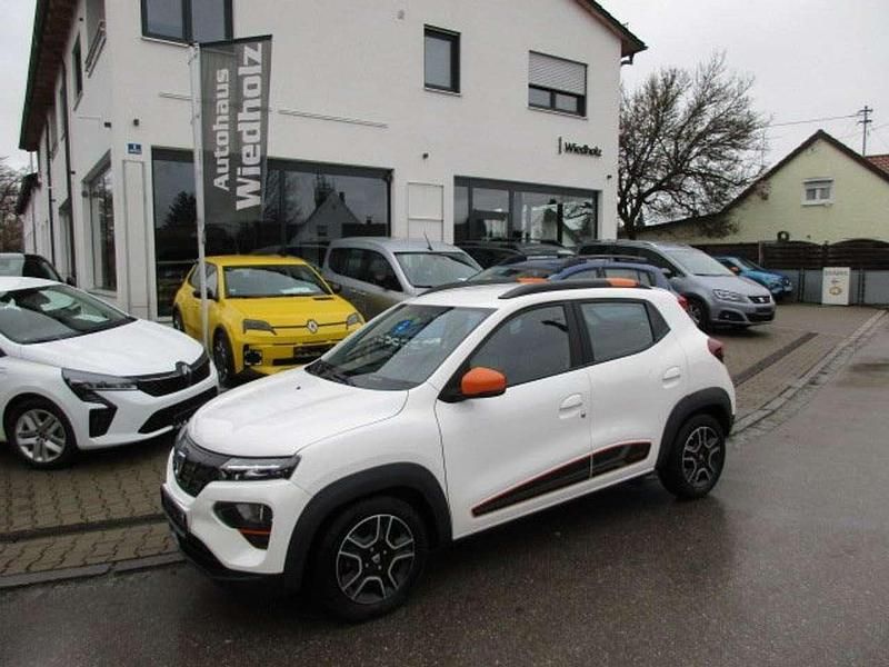 Gebraucht Dacia Spring Comfort Plus 33 kW (45 PS) 2022 Weiss kaolin Kleinwagen