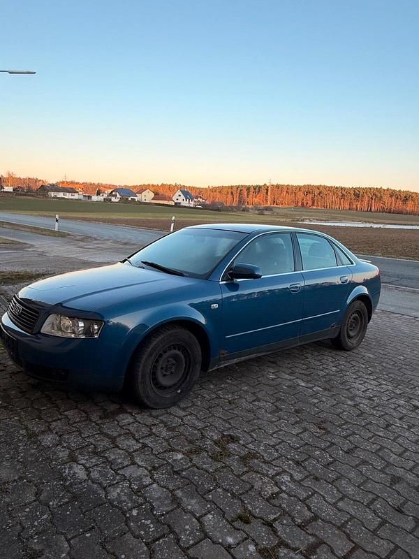 Gebraucht Audi A4 150 PS (110 kW) 2002 Blau Limousine