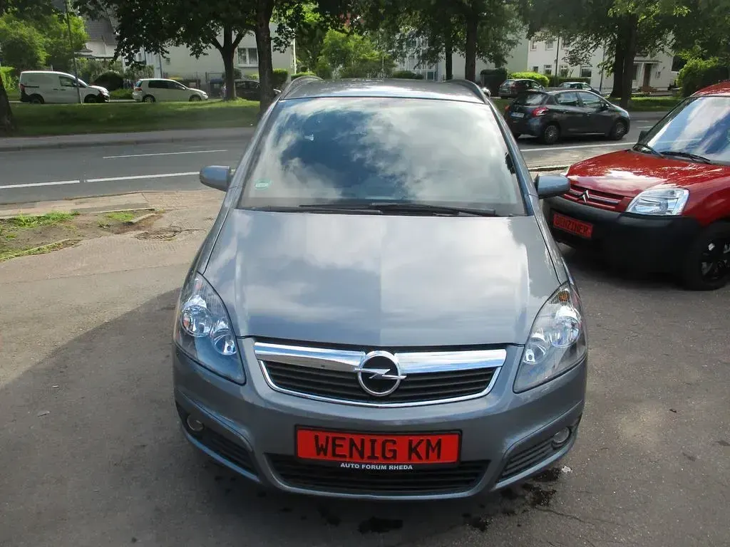 Gebraucht Opel Zafira Edition 140 PS (102 kW) 2005 Grau Van / Kleinbus