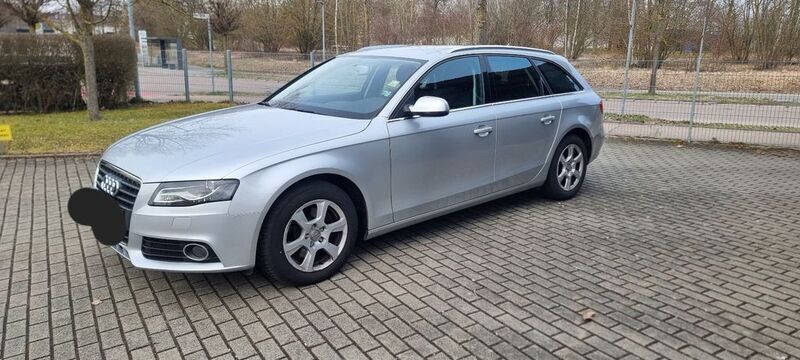 Silber Gebraucht 2009 Audi A4 Ambiente Kombi | 3.000 € (Superpreis) - Bild 1/4