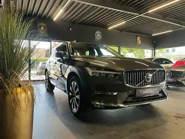 Gebraucht Volvo XC60 Inscription 197 PS (144 kW) 2021 Grau SUV