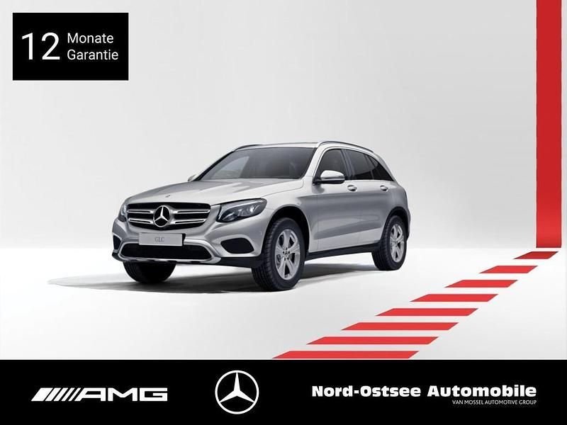 Iridiumsilber metallic Gebraucht 2017 Mercedes GLC250 Exclusive SUV | 27.490 € (Fairer Preis) - Bild 1/3