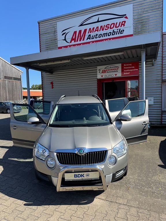 Beige Gebraucht 2011 Skoda Yeti Plus Edition SUV | 8.390 € (Fairer Preis) - Bild 1/4