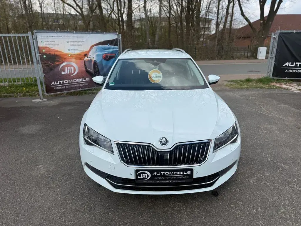 Gebraucht Skoda Superb Style 280 PS (205 kW) 2017 Weiß Kombi