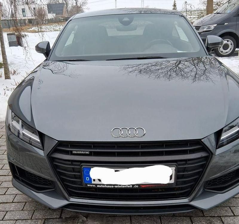 Gebraucht Audi TT Ambiente 184 PS (135 kW) 2017 Grau Coupé