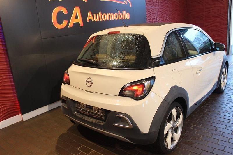 Gebraucht Opel Adam Rocks Rocks 116 PS (85 kW) 2015 Weiß Kleinwagen