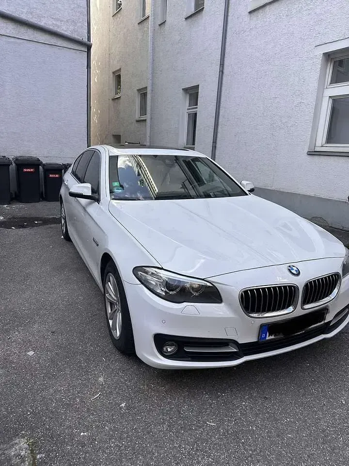 Gebraucht BMW 520 184 PS (135 kW) 2014 Limousine