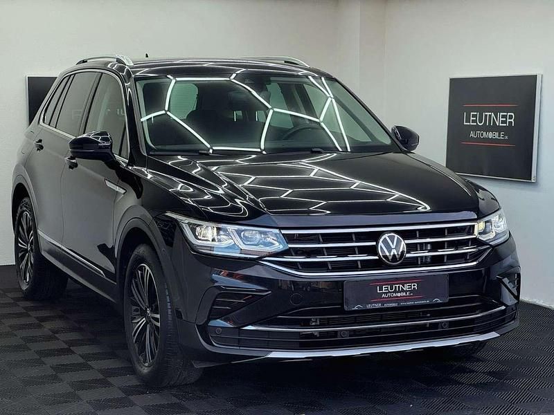 Deep black Gebraucht 2022 VW Tiguan Elegance SUV | 29.500 € (Guter Preis) - Bild 1/4