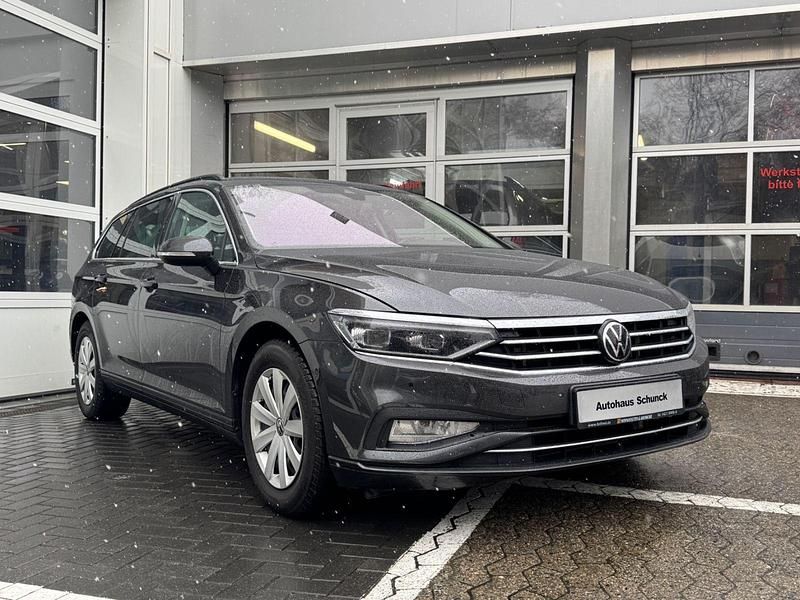 Gebraucht VW Passat 200 PS (147 kW) 2021 Grau Kombi