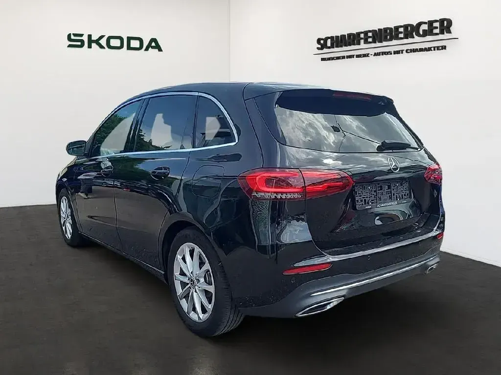 Gebraucht Mercedes B250 Progressive 224 PS (164 kW) 2020 Schwarz Kleinwagen