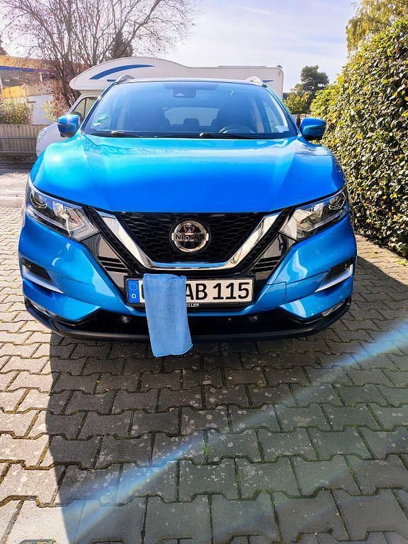 Blau Gebraucht 2019 Nissan Qashqai N-Connecta SUV | 18.490 € (Fairer Preis) - Bild 1/4