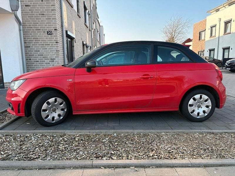 Gebraucht Audi A1 S-Line 86 PS (63 kW) 2014 Rot Kleinwagen