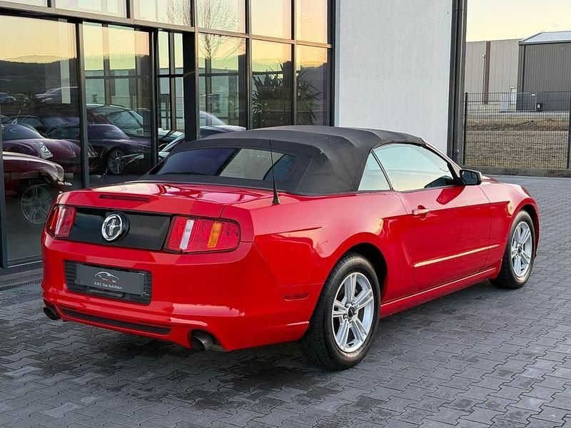 Gebraucht Ford Mustang 309 PS (227 kW) 2013 Rot Cabrio