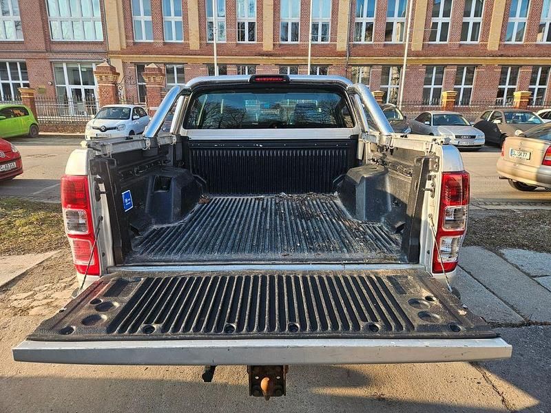 Gebraucht Ford Ranger Limited 200 PS (147 kW) 2015 Silber Pickup