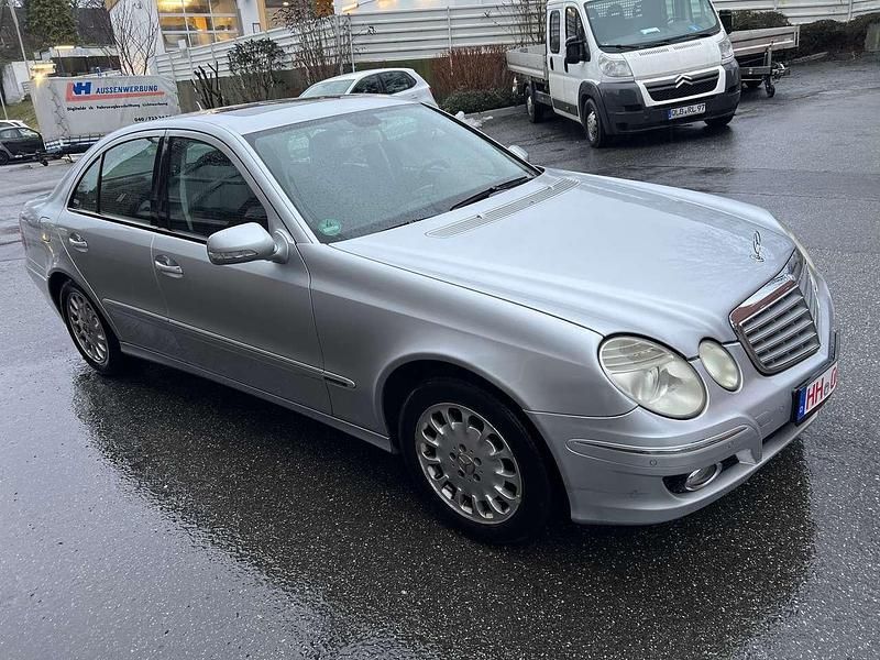 Gebraucht Mercedes E200 Elegance 184 PS (135 kW) 2006 Iridiumsilber  metalliclack Limousine
