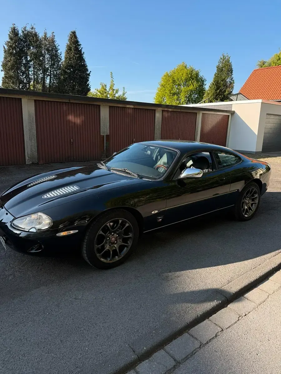 Używany Jaguar XKR 363 KM (266 kW) 2000 Coupe