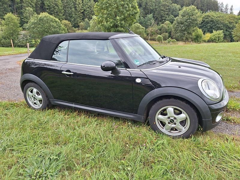 Schwarz Gebraucht 2010 Mini Cooper Kleinwagen | 4.850 € (Guter Preis) - Bild 1/4