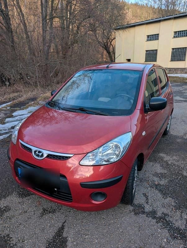 Gebraucht Hyundai i10 67 PS (49 kW) 2009 Rot Kleinwagen
