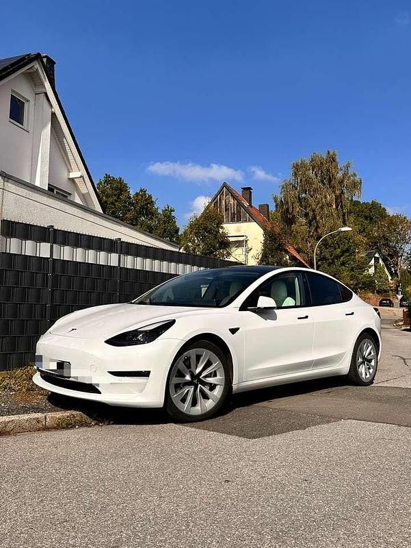 Gebraucht Tesla Model 3 366 kW (498 PS) 2022 Limousine