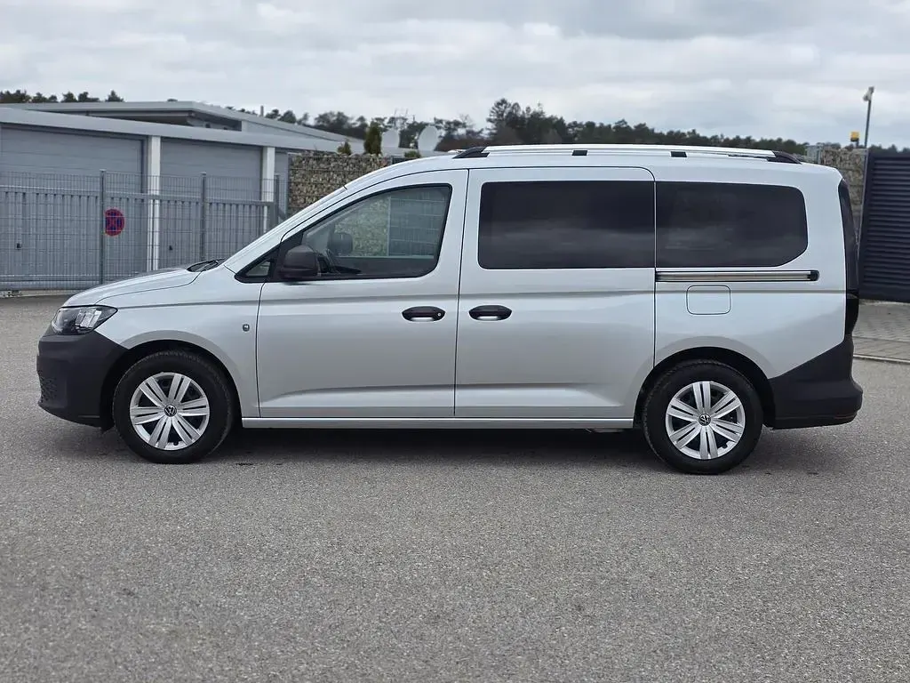 Gebraucht VW Caddy 102 PS (75 kW) 2023 Silber Van / Kleinbus