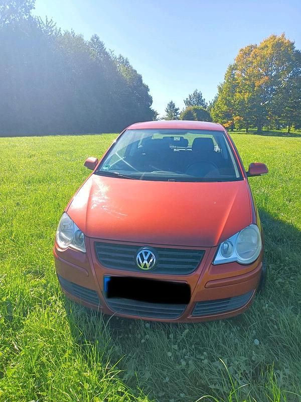 Orange Gebraucht 2006 VW Polo Kleinwagen | 500 € (Superpreis) - Bild 1/4