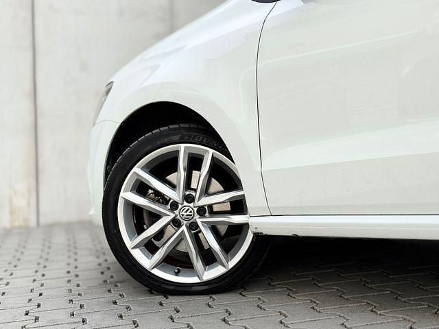 Gebraucht VW Polo 110 PS (80 kW) 2016 Weiß Kleinwagen