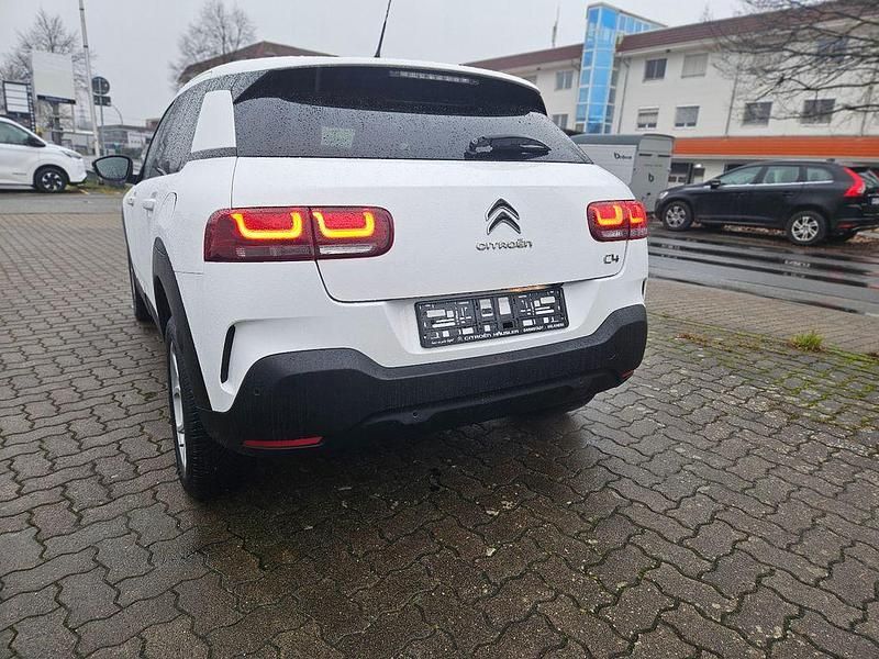 Gebraucht Citroën C4 Shine 110 PS (80 kW) 2019 Weiß Limousine