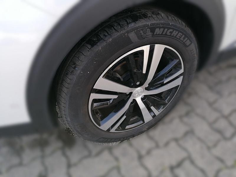 Gebraucht Peugeot 5008 GT 177 PS (130 kW) 2022 Weiß Van / Kleinbus