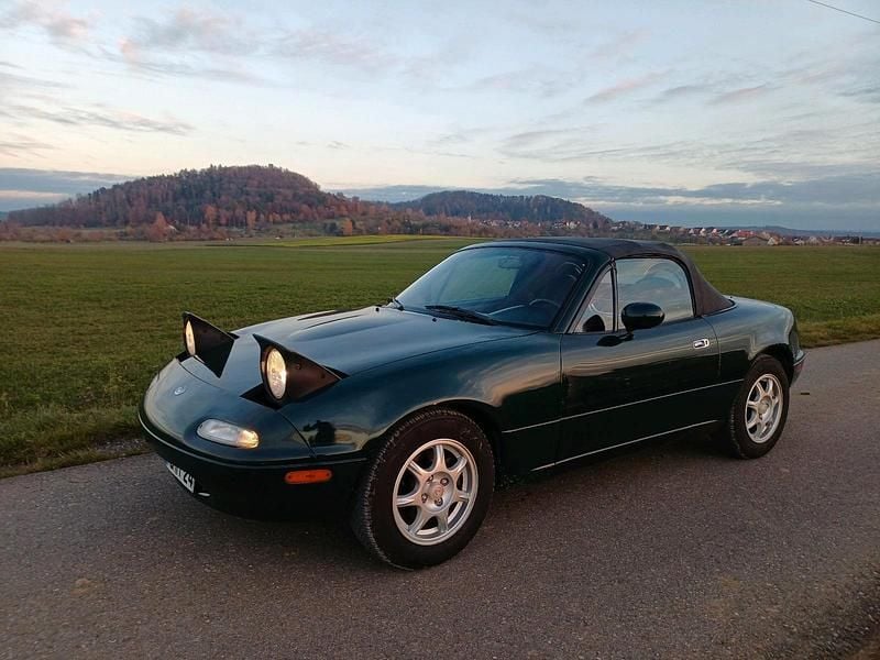Grün Gebraucht 1995 Mazda MX5 Cabrio | 5.200 € - Bild 1/4