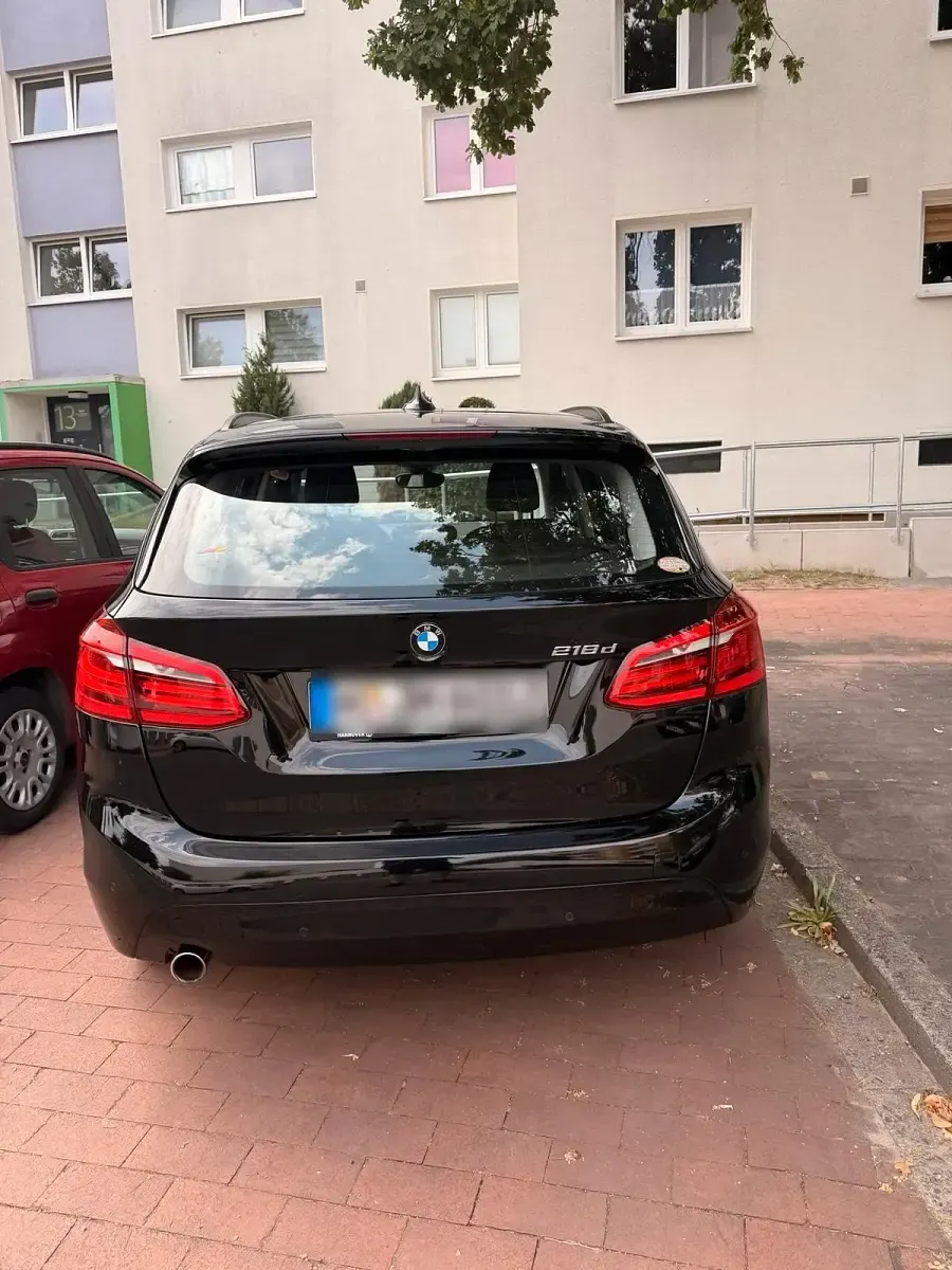 Gebraucht BMW 218 Active Tourer Shadowline 150 PS (110 kW) 2017 Schwarz Van / Kleinbus