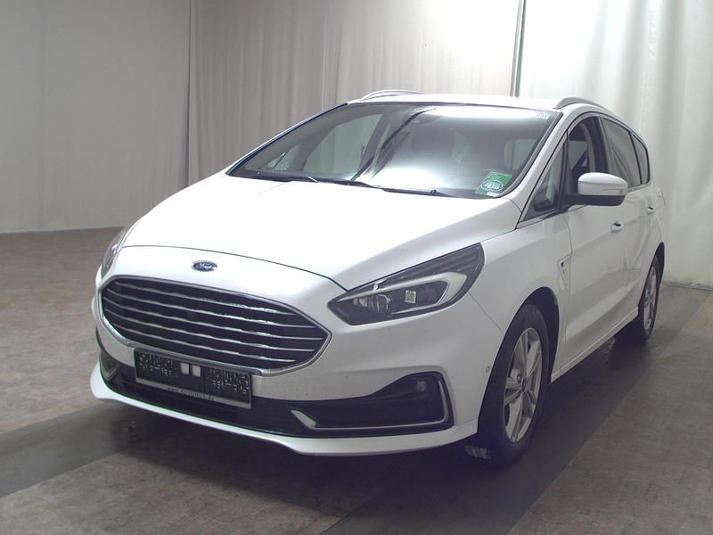 Gebraucht Ford S-MAX Titanium 190 PS (139 kW) 2022 Weiss Van / Kleinbus