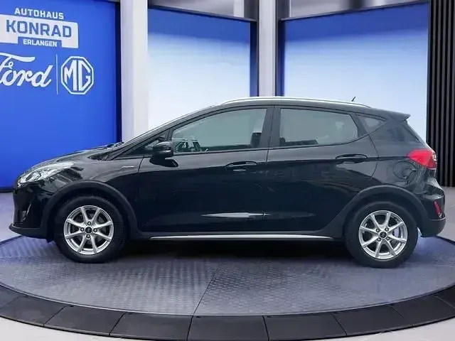 Gebraucht Ford Fiesta Cool & Sound Edition 86 PS (63 kW) 2018 Schwarz Limousine