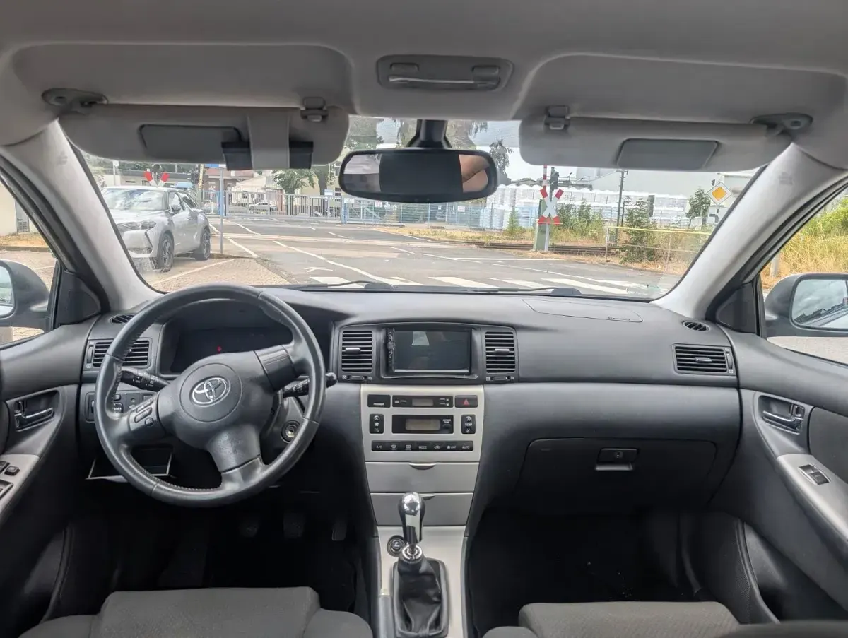 Gebraucht Toyota Corolla Sol 110 PS (80 kW) 2005 Silber Limousine