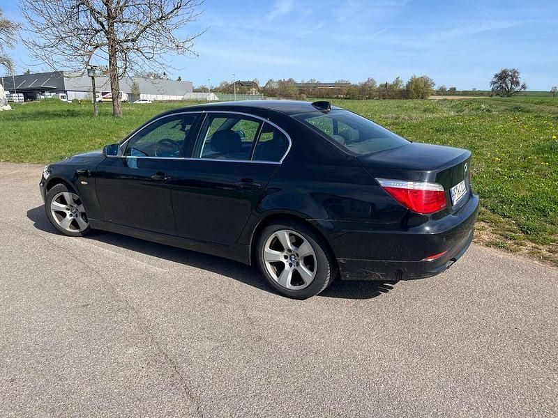 Gebraucht BMW 520 177 PS (130 kW) 2008 Schwarz Limousine
