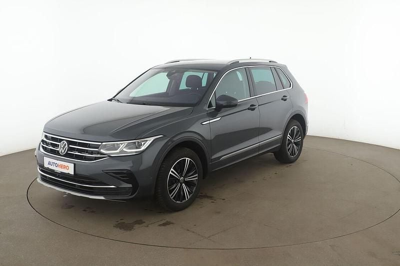 Gebraucht VW Tiguan Elegance 150 PS (110 kW) 2021 Grau SUV