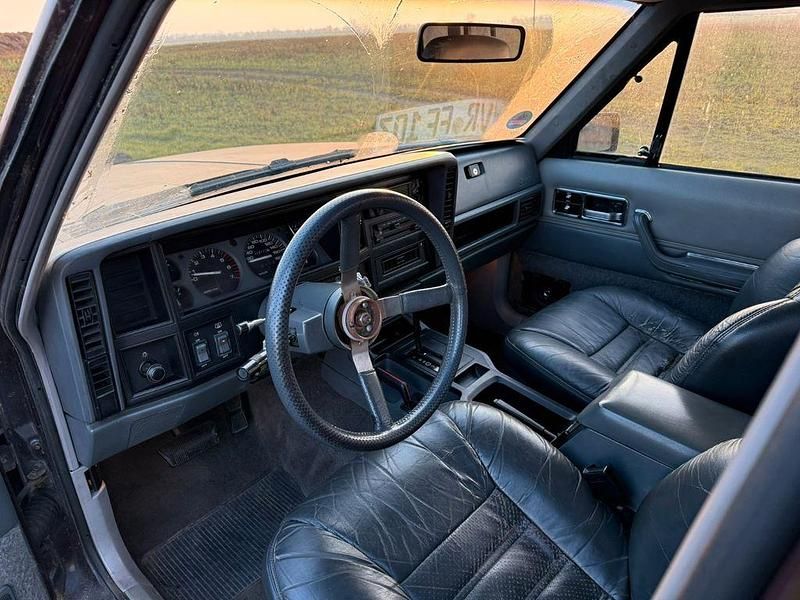 Gebraucht Jeep Cherokee 171 PS (125 kW) 1988 Rot SUV